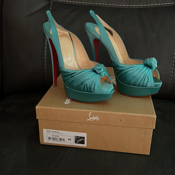 Louboutin size 40EU - Picture 2 of 4